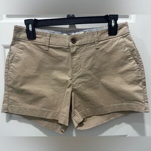 NWOT - Old Navy Khaki Everyday Shorts